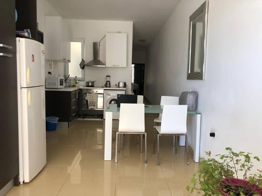 Well Located 2 Bedroom Flat In St.Julians Saint Julian's Ngoại thất bức ảnh